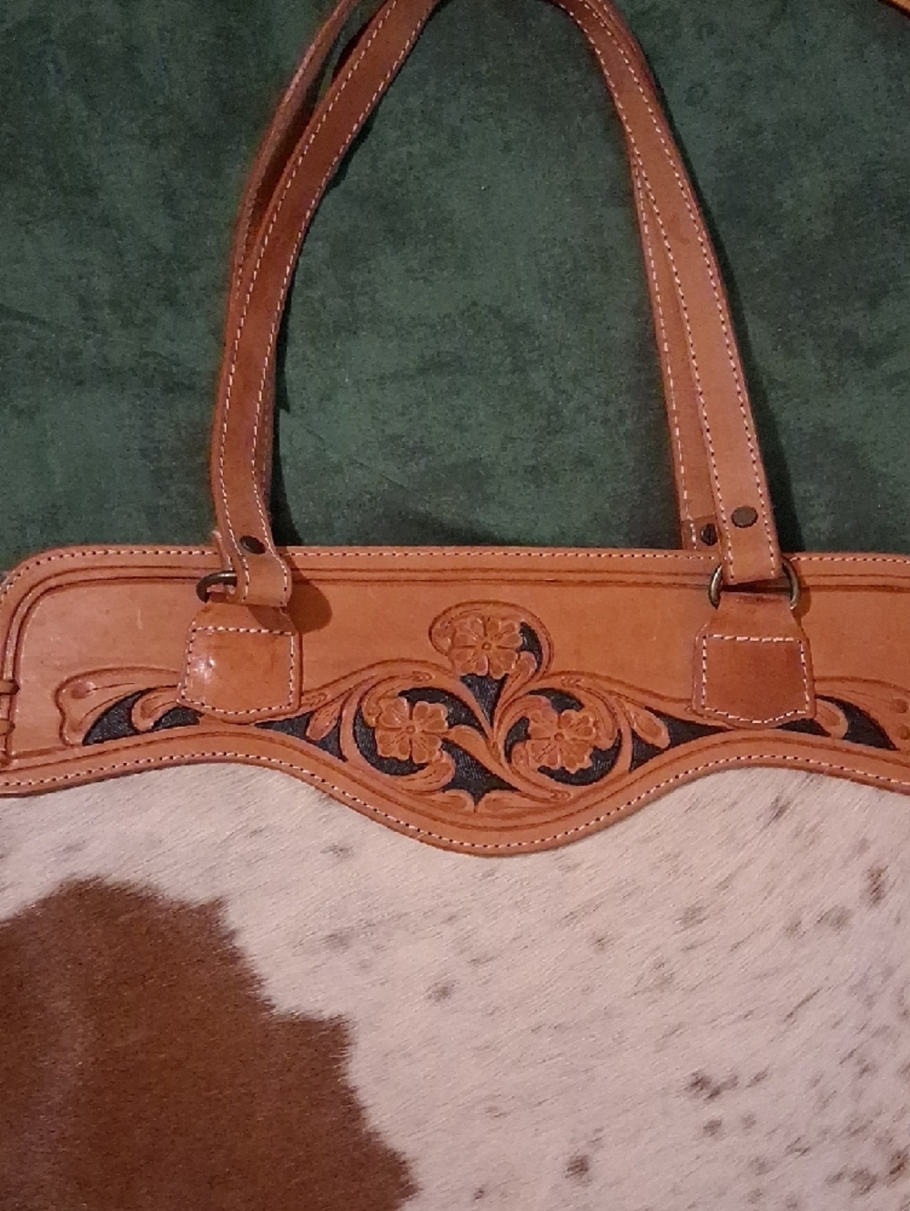 American Darling Tan Leather & Brown/White Cowhide Fringe Shoulder Bag - Picture 4 of 14